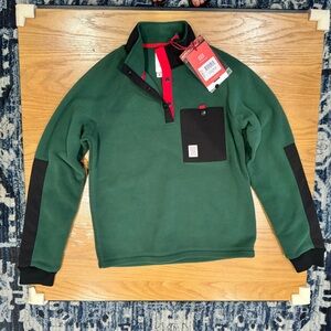 NWT DEFECTS- missing 1 snap - Topo Design Mountain Fleece Forrest/Black Size S